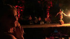 Melody is horny in Hawaii